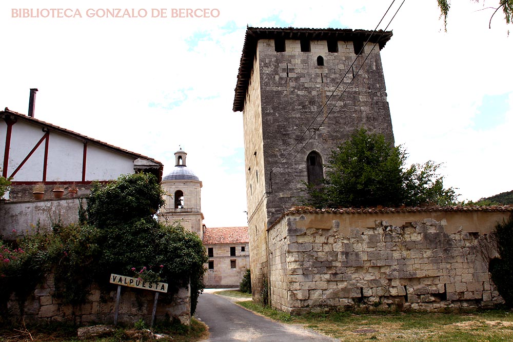 Valpuesta; en primer lugar la Torre de los Condestables, al fondo la torre de la Colegiata de Santa María.