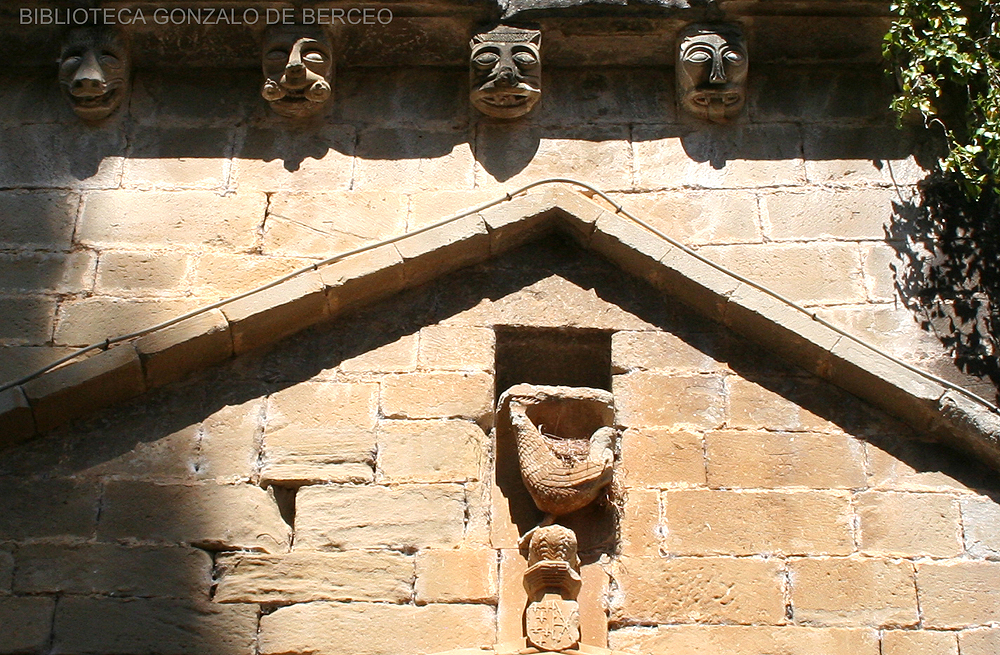 Detalle sobre la portada de la ermita de San Zoilo(Navarra). Hacer clic sobre la imagen para saber más.